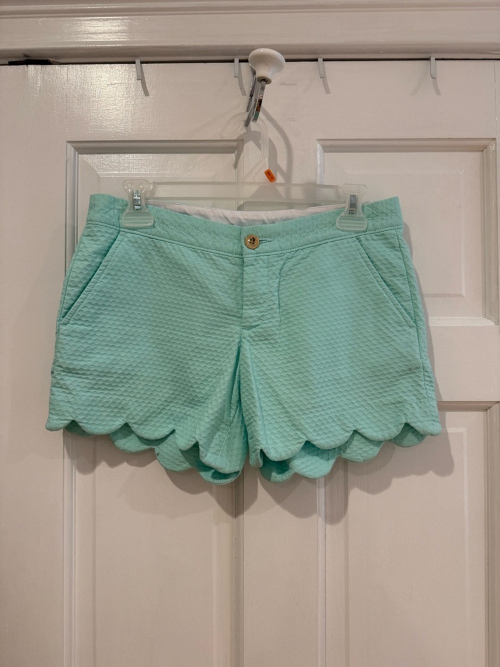 Lilly Pulitzer Mint Scalloped Hem Shorts